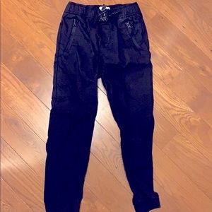 Boy’s Jogger Tech Pants